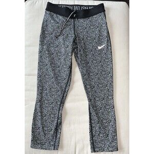 Nike Dri Fit Womens Run Fast Live Fearless Capri Yoga Running Leggings Size XS